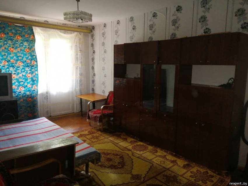 2-комнатная квартира, ул. Амурская, 43, 250 рублей: фото 1