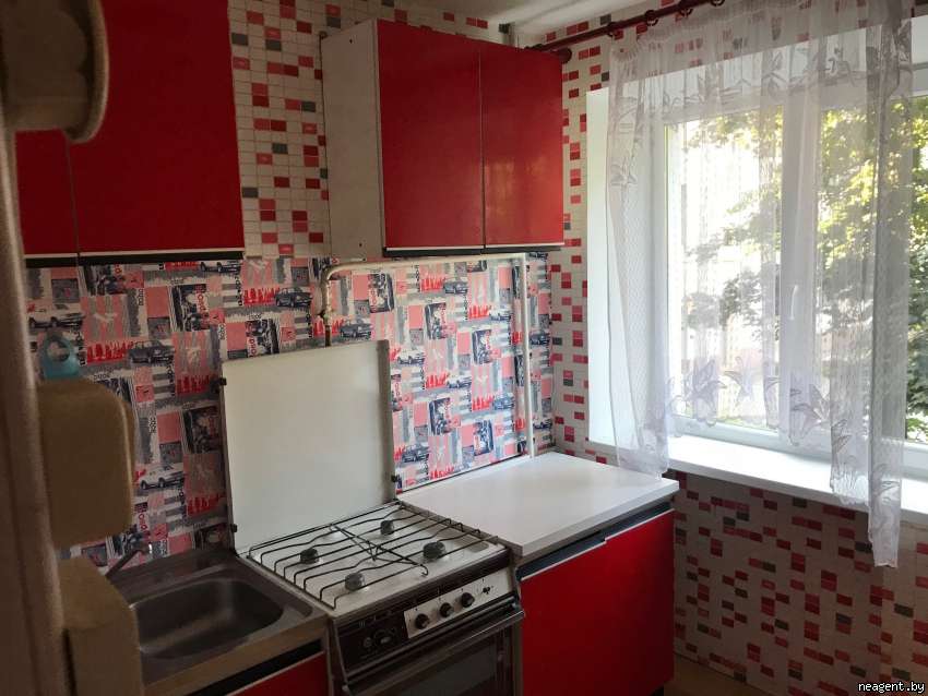 1-комнатная квартира, ул. Дорошевича, 4, 600 рублей: фото 1