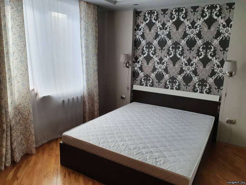 2-комнатная квартира, ул. Бурдейного, 2а, 908 рублей: фото 1