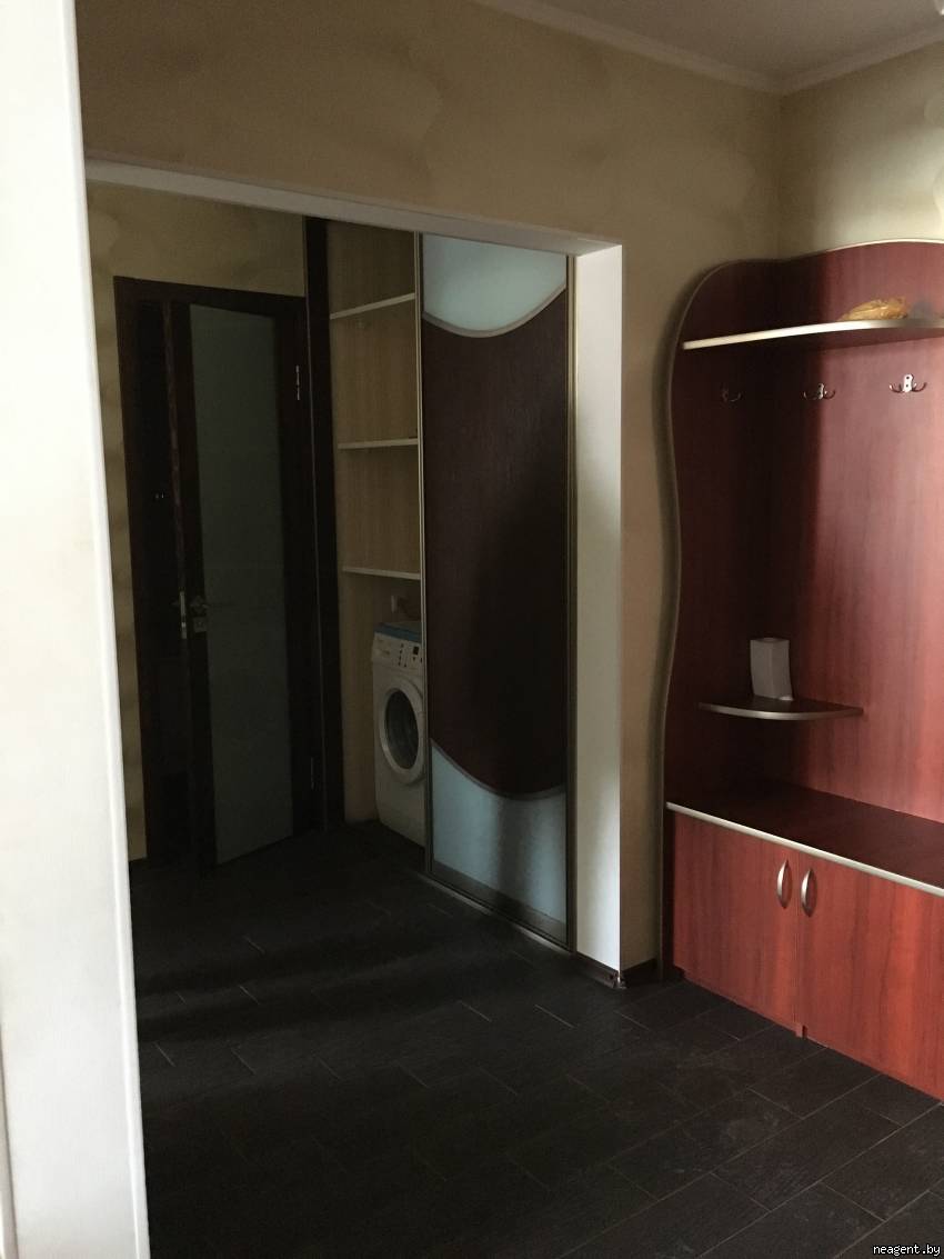 1-комнатная квартира, ул. Есенина, 64, 900 рублей: фото 4