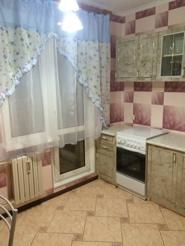 1-комнатная квартира, Парковая, 3/А, 600 рублей: фото 1