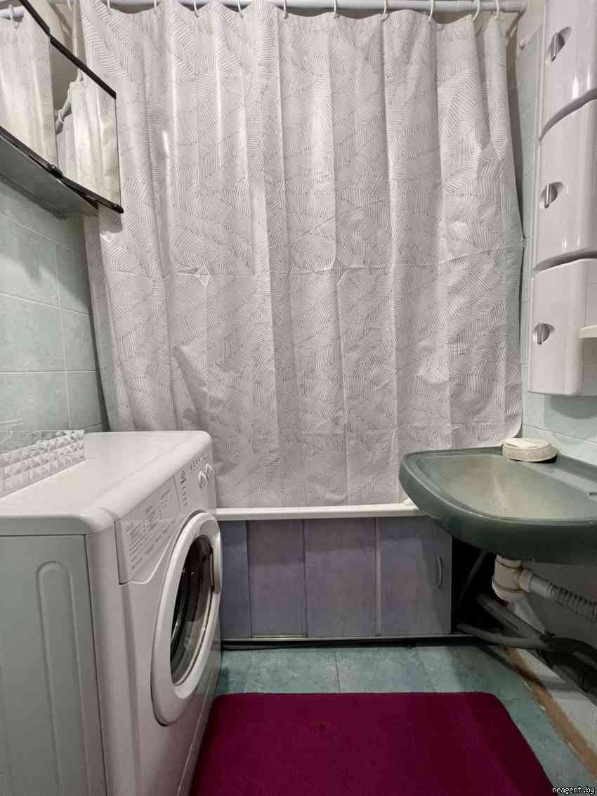 1-комнатная квартира, ул. Руссиянова, 13/3, 550 рублей: фото 4