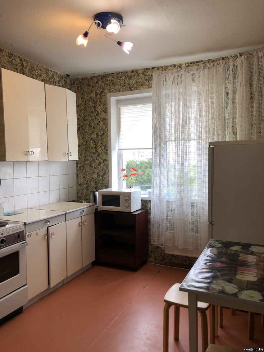 2-комнатная квартира, ул. Заславская, 17, 800 рублей: фото 2