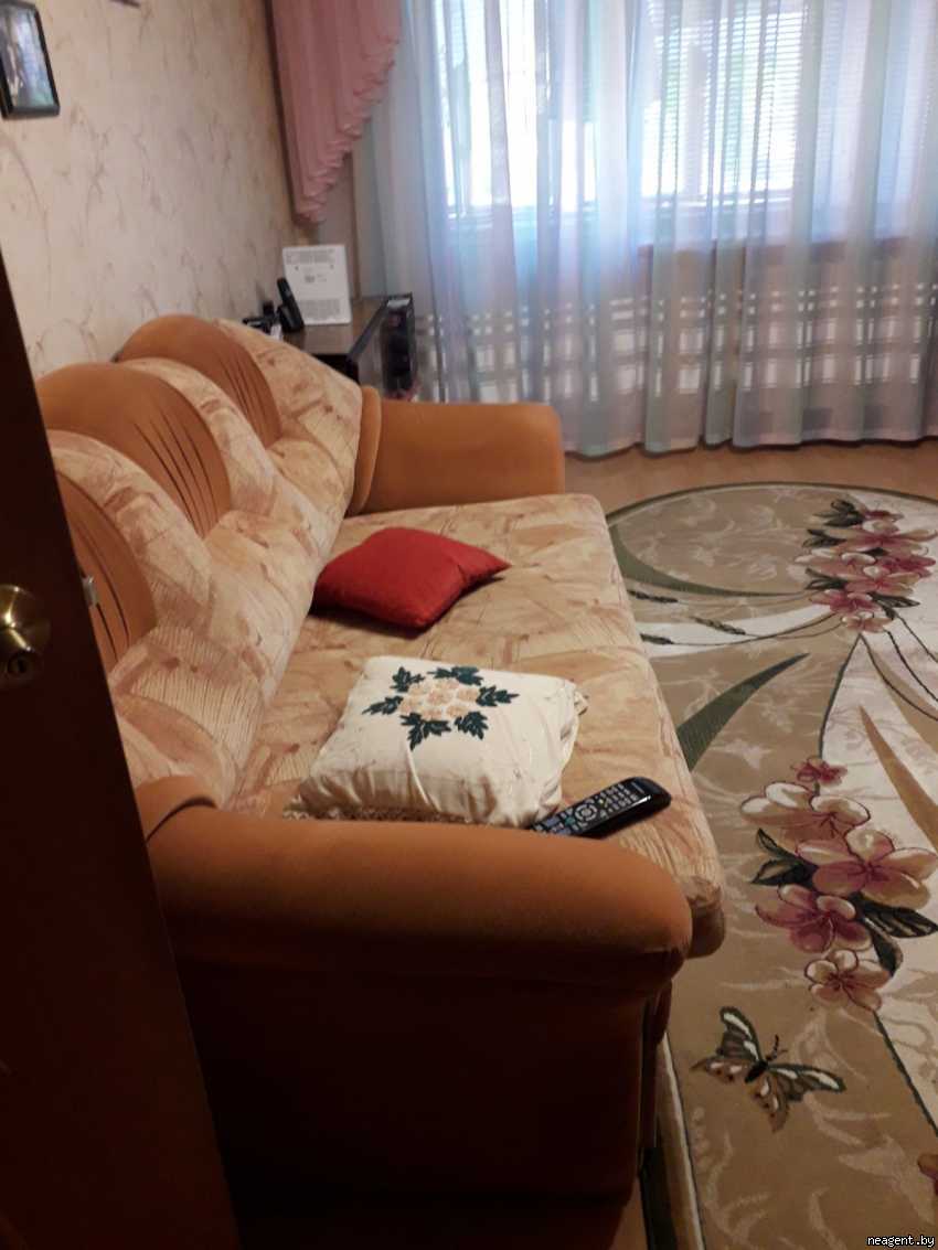 1-комнатная квартира, ул. Карвата, 64, 630 рублей: фото 3