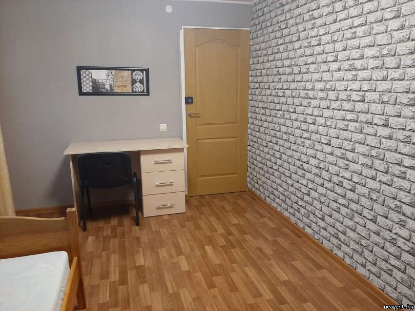 Комната, ул. Карастояновой, 43, 330 рублей: фото 1