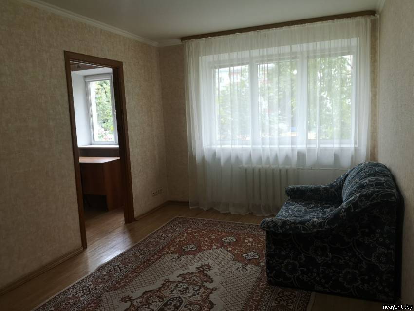 2-комнатная квартира, ул. Короля, 17, 814 рублей: фото 1