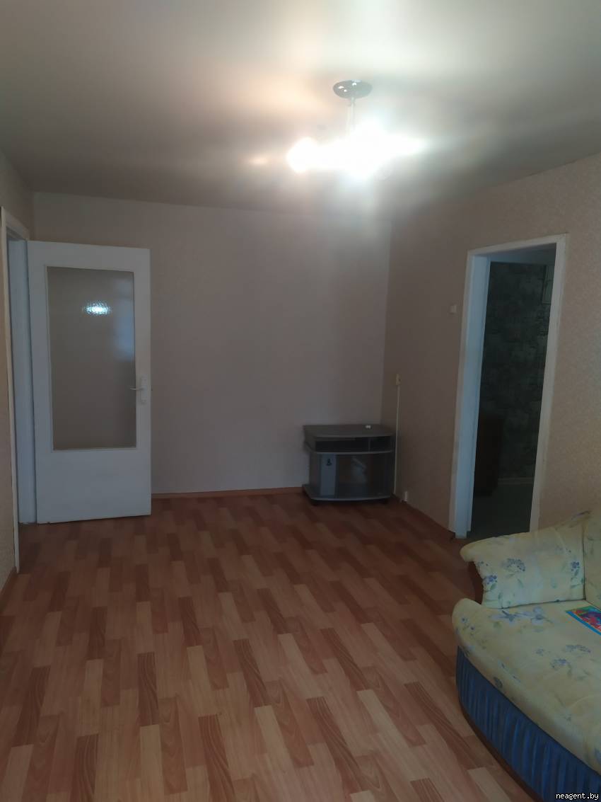 2-комнатная квартира, Уральская, 14, 700 рублей: фото 7