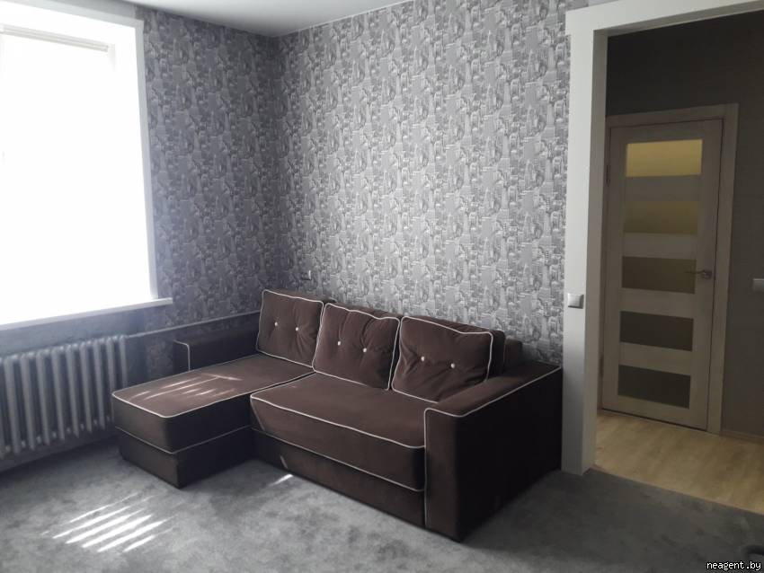 18-комнатная квартира, ул. Коржа, 3, 80 рублей: фото 1