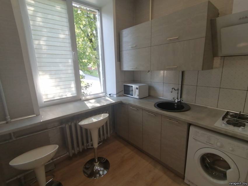 18-комнатная квартира, ул. Коржа, 3, 80 рублей: фото 6