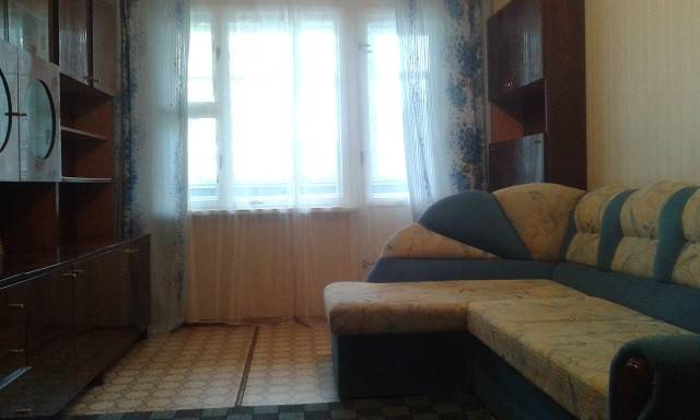 1-комнатная квартира, ул. Красина, 20, 500 рублей: фото 1
