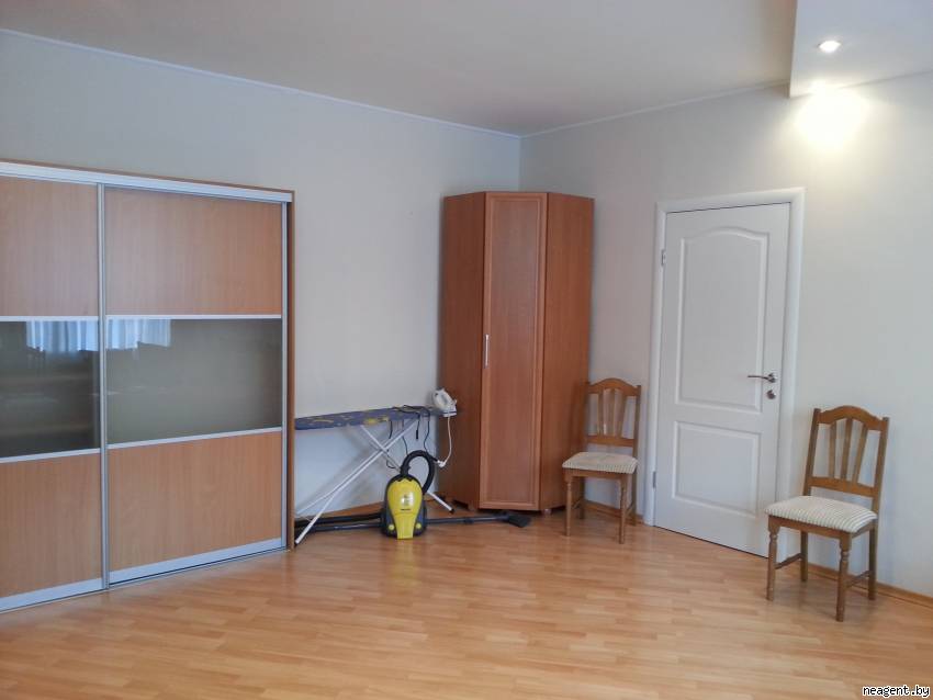 1-комнатная квартира, пр. Независимости, 74, 800 рублей: фото 9