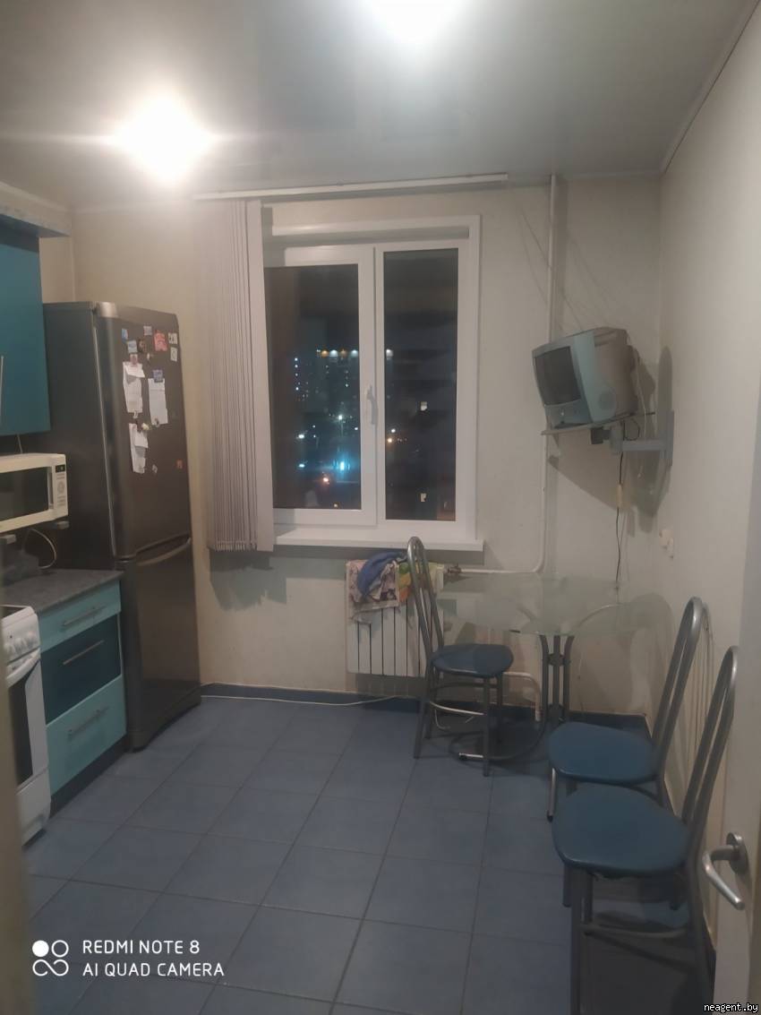 Комната, ул. Бурдейного, 17, 375 рублей: фото 4