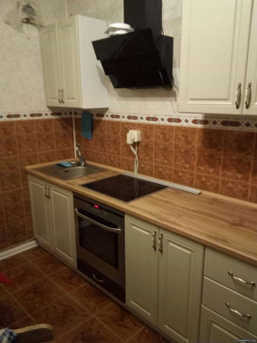 2-комнатная квартира, ул. Космонавтов, 15/1, 930 рублей: фото 2
