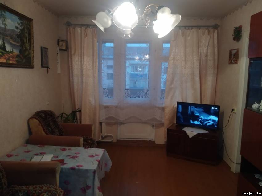 2-комнатная квартира, ул. Райниса, 3, 550 рублей: фото 1