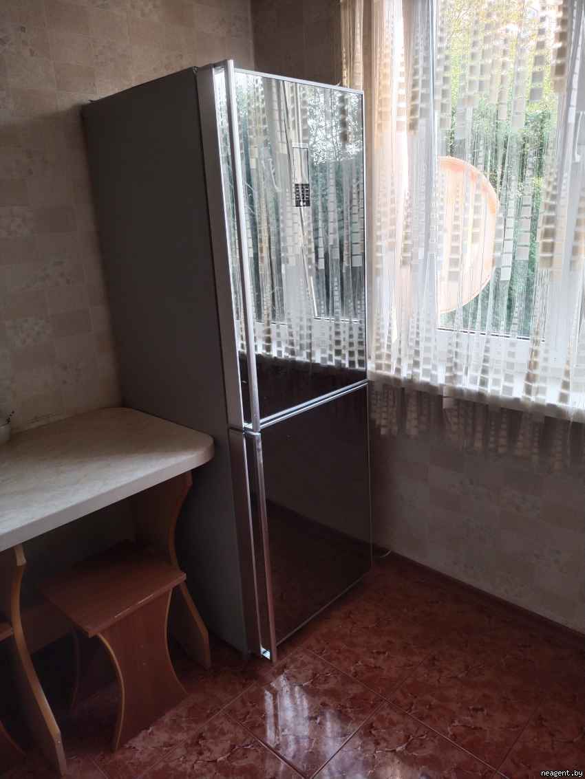 2-комнатная квартира, ул. Калиновского, 63, 620 рублей: фото 3