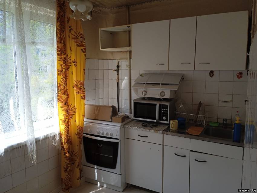 3-комнатная квартира, ул. Ангарская, 50, 700 рублей: фото 1