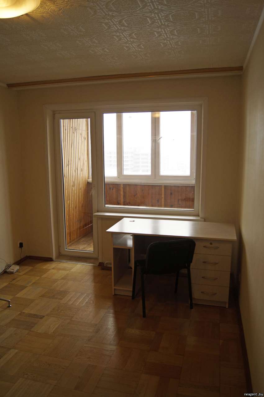 1-комнатная квартира, ул. Притыцкого, 46, 650 рублей: фото 2