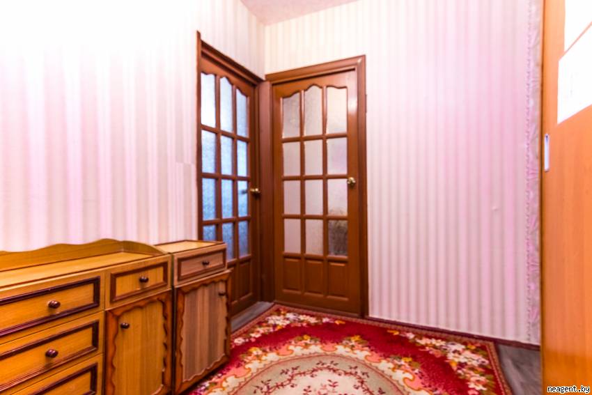 2-комнатная квартира, ул. Есенина, 6, 90 рублей: фото 4