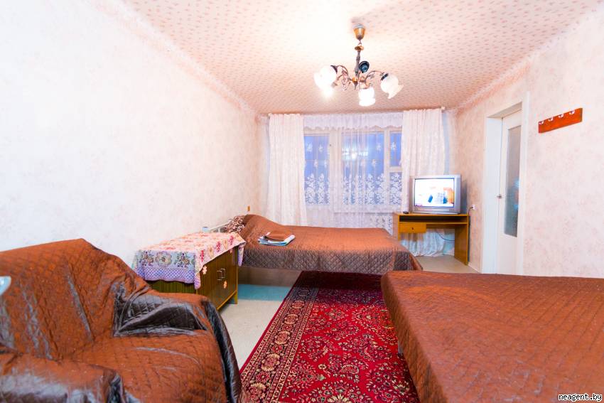 3-комнатная квартира, ул. Алтайская, 166, 95 рублей: фото 2