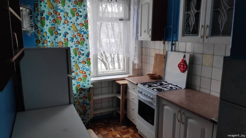 2-комнатная квартира, ул. Красина, 22, 569 рублей: фото 1
