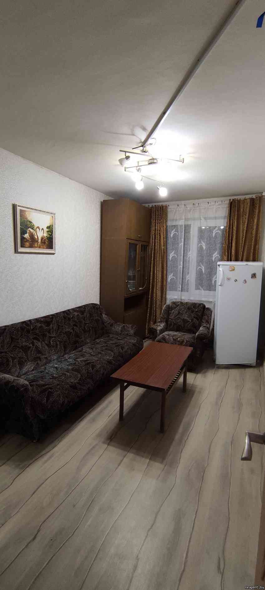 2-комнатная квартира, ул. Одоевского, 18/2, 800 рублей: фото 1