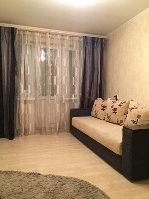 1-комнатная квартира, ул. Орловская, 3, 818 рублей: фото 1