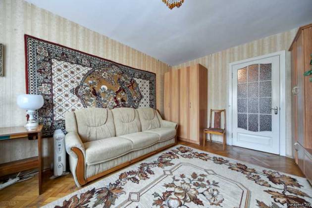 3-комнатная квартира, Кольцова ул., за 650 р.