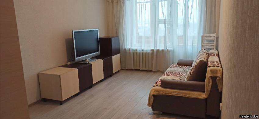 1-комнатная квартира, ул. Карастояновой, 41, 600 рублей: фото 1