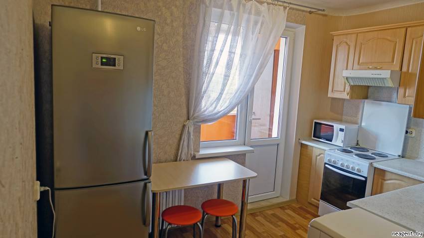 1-комнатная квартира, ул. Пржевальского, 2, 667 рублей: фото 1