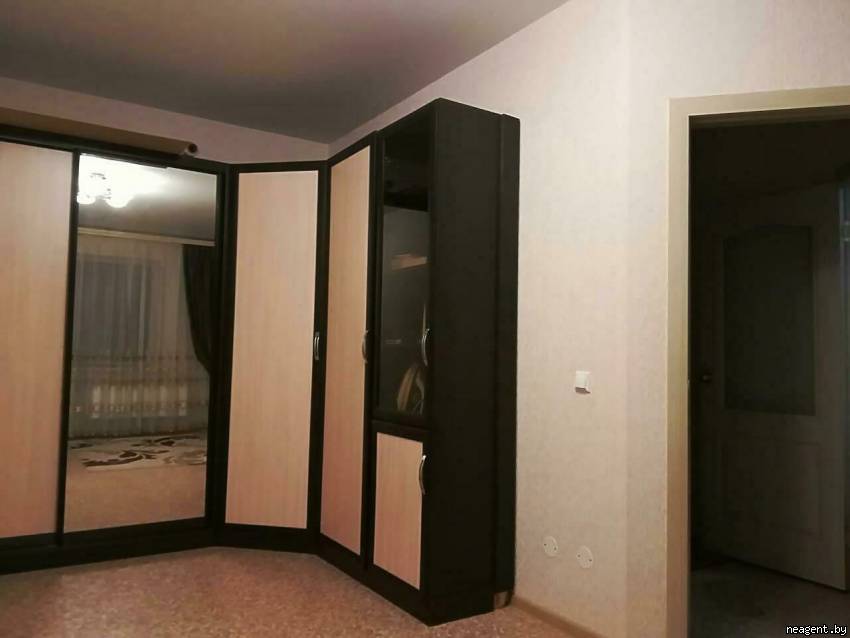 1-комнатная квартира, Якуба Коласа, 44, 260 рублей: фото 1