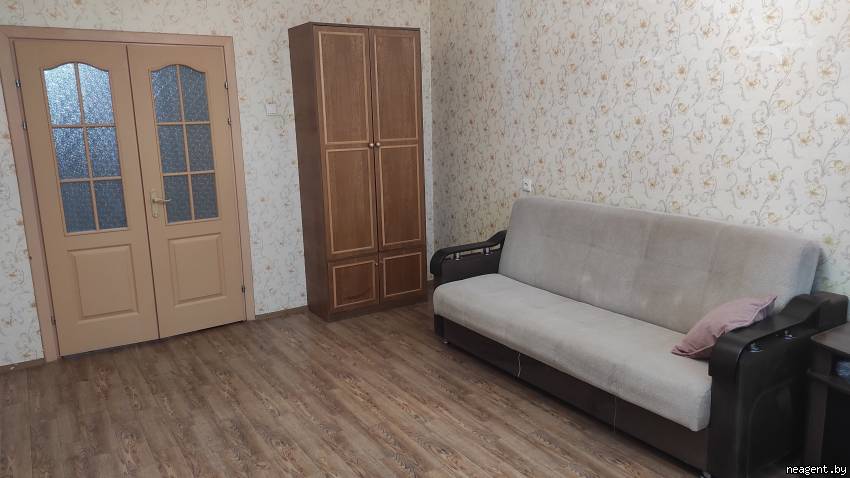 2-комнатная квартира, ул. Героев 120 Дивизии, 19, 730 рублей: фото 1