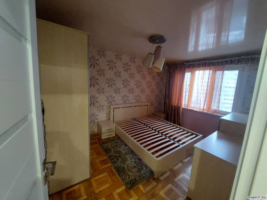 3-комнатная квартира, ул. Мирошниченко, 12/1, 870 рублей: фото 4