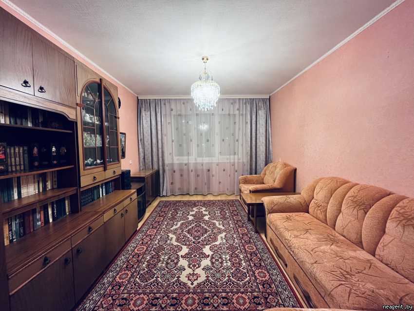 3-комнатная квартира, ул. Плеханова, 52/1, 1050 рублей: фото 1