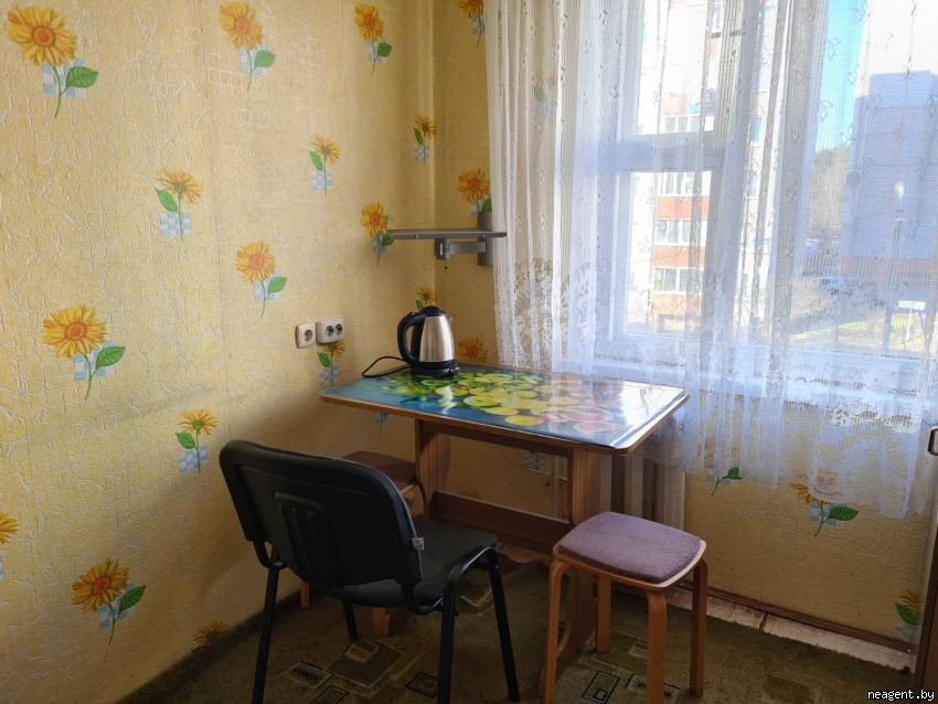 Комната, Водолажского, 10, 380 рублей: фото 6
