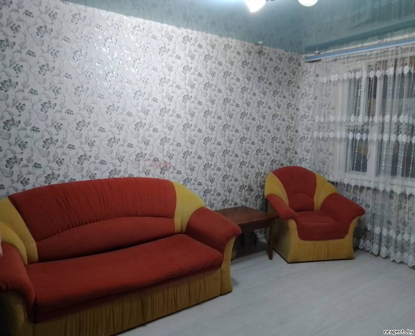 2-комнатная квартира, Радужная, 8/2, 800 рублей: фото 3