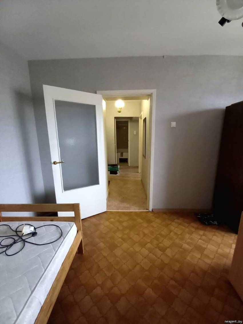 2-комнатная квартира, ул. Руссиянова, 18, 750 рублей: фото 3