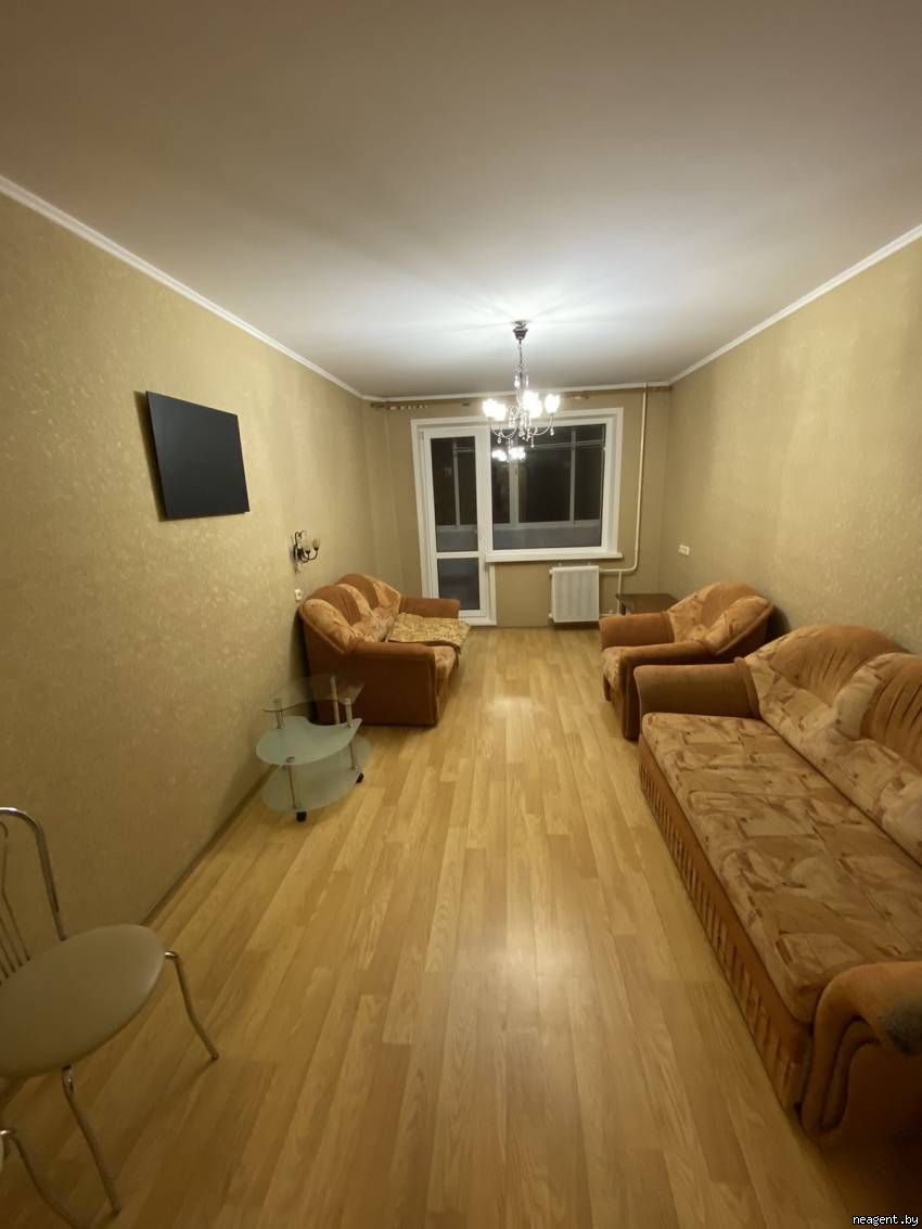 1-комнатная квартира, Есенина, 11, 650 рублей: фото 2