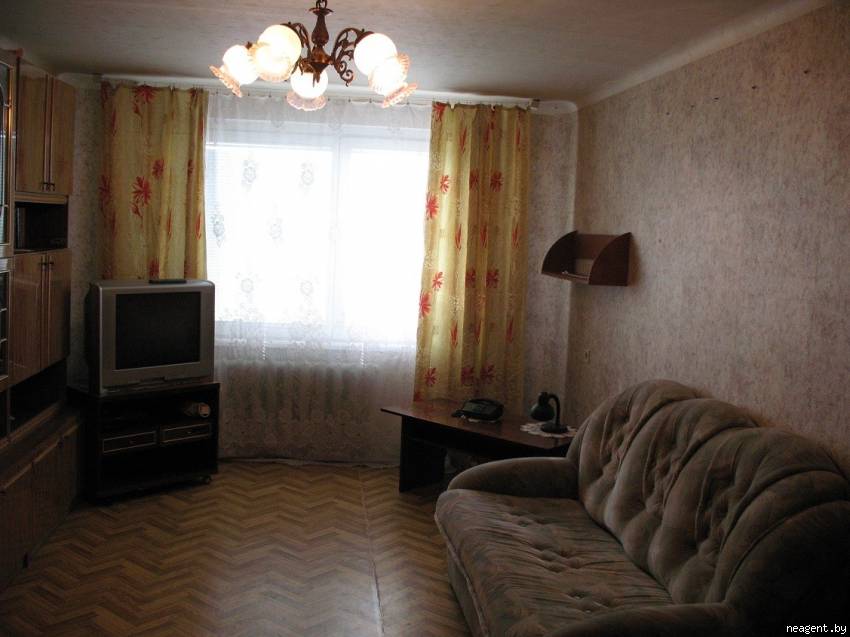 1-комнатная квартира, ул. 50 лет Победы, 15, 630 рублей: фото 1