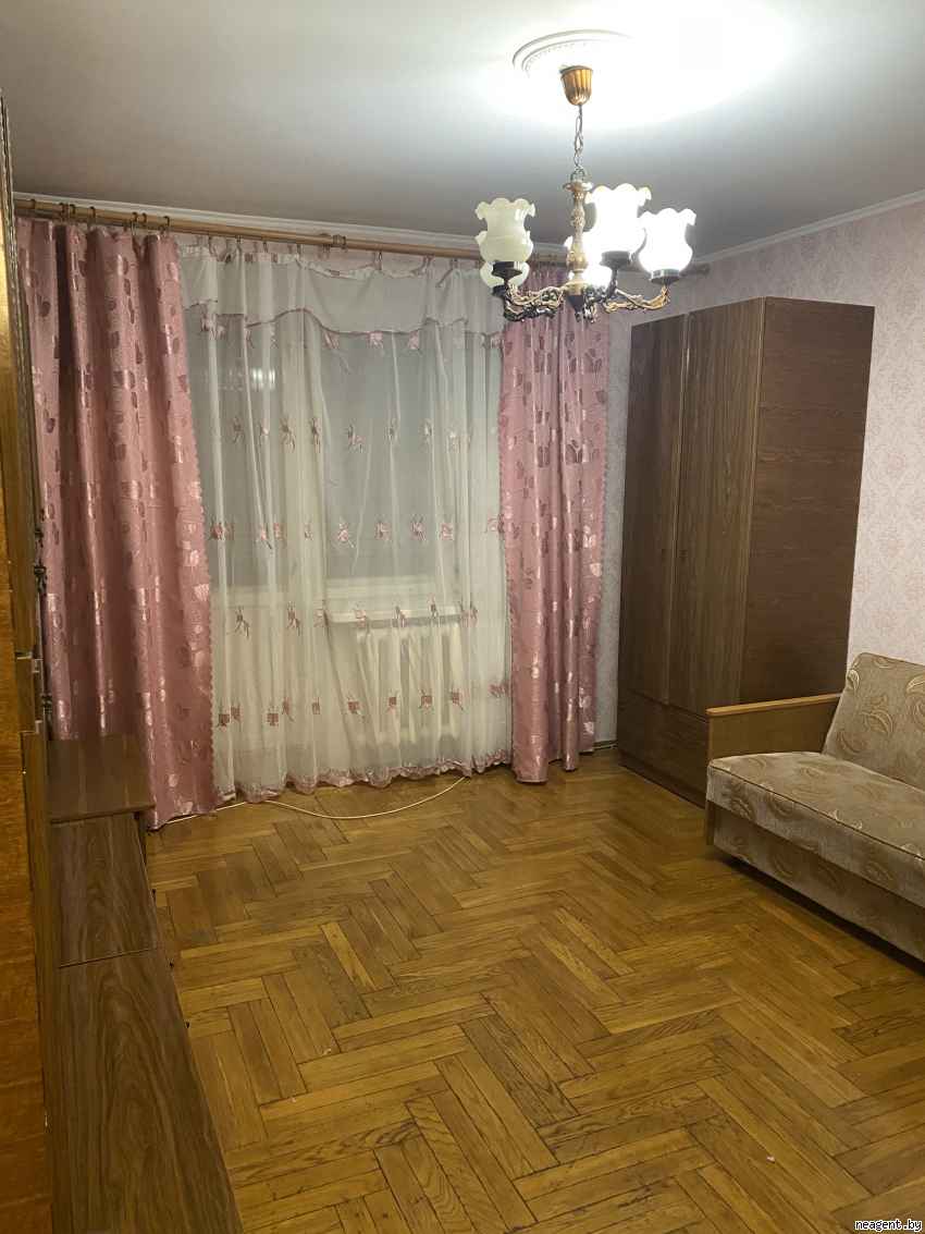 1-комнатная квартира, ул. Авакяна, 34/2, 600 рублей: фото 1