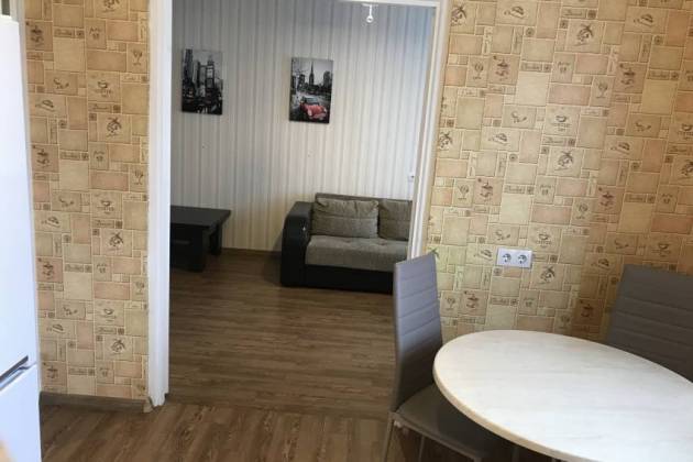 3-комнатная квартира, Прилуки, Мира просп., за 300 р.