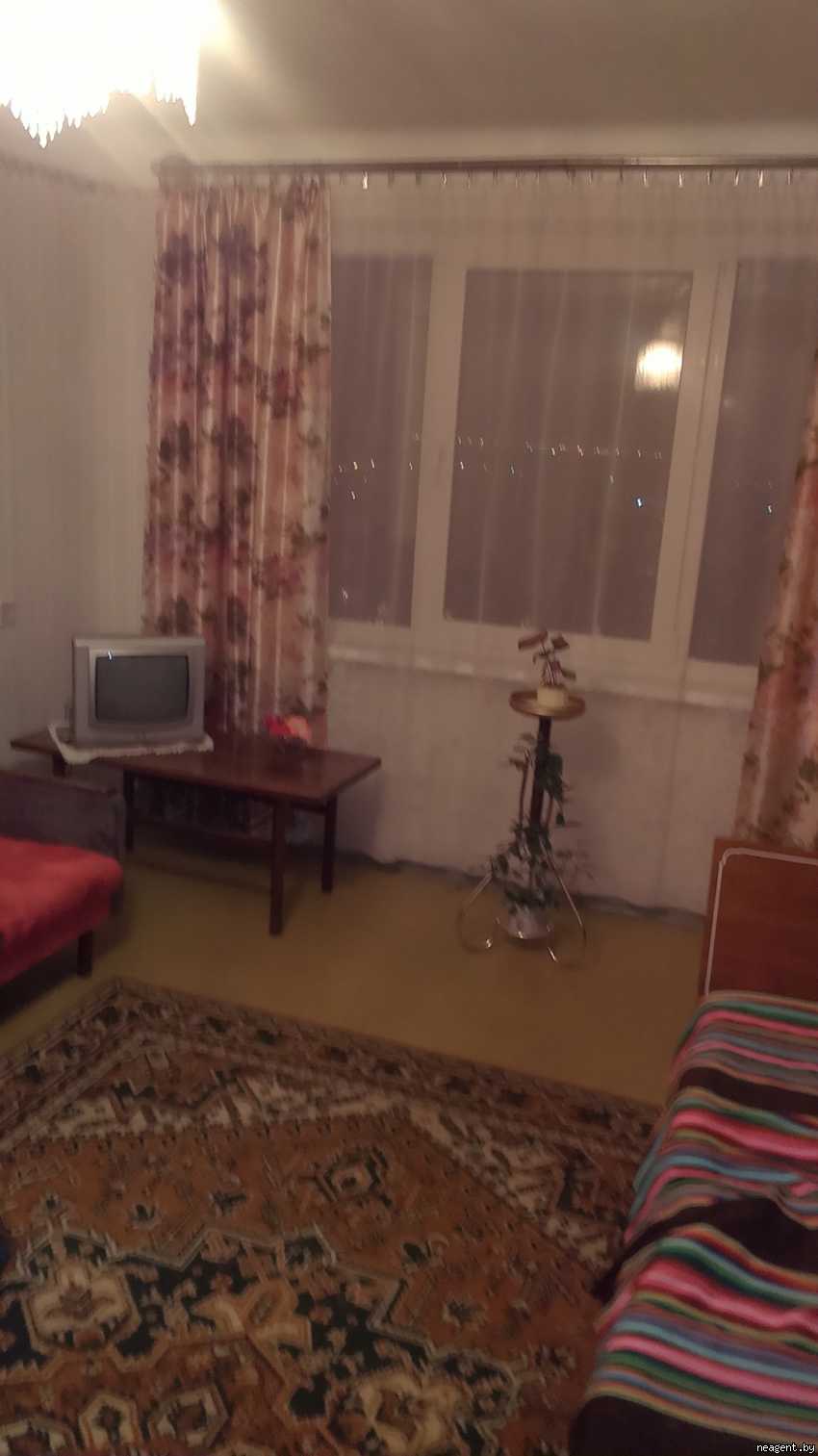 Комната, ул. Ротмистрова, 6, 230 рублей: фото 1