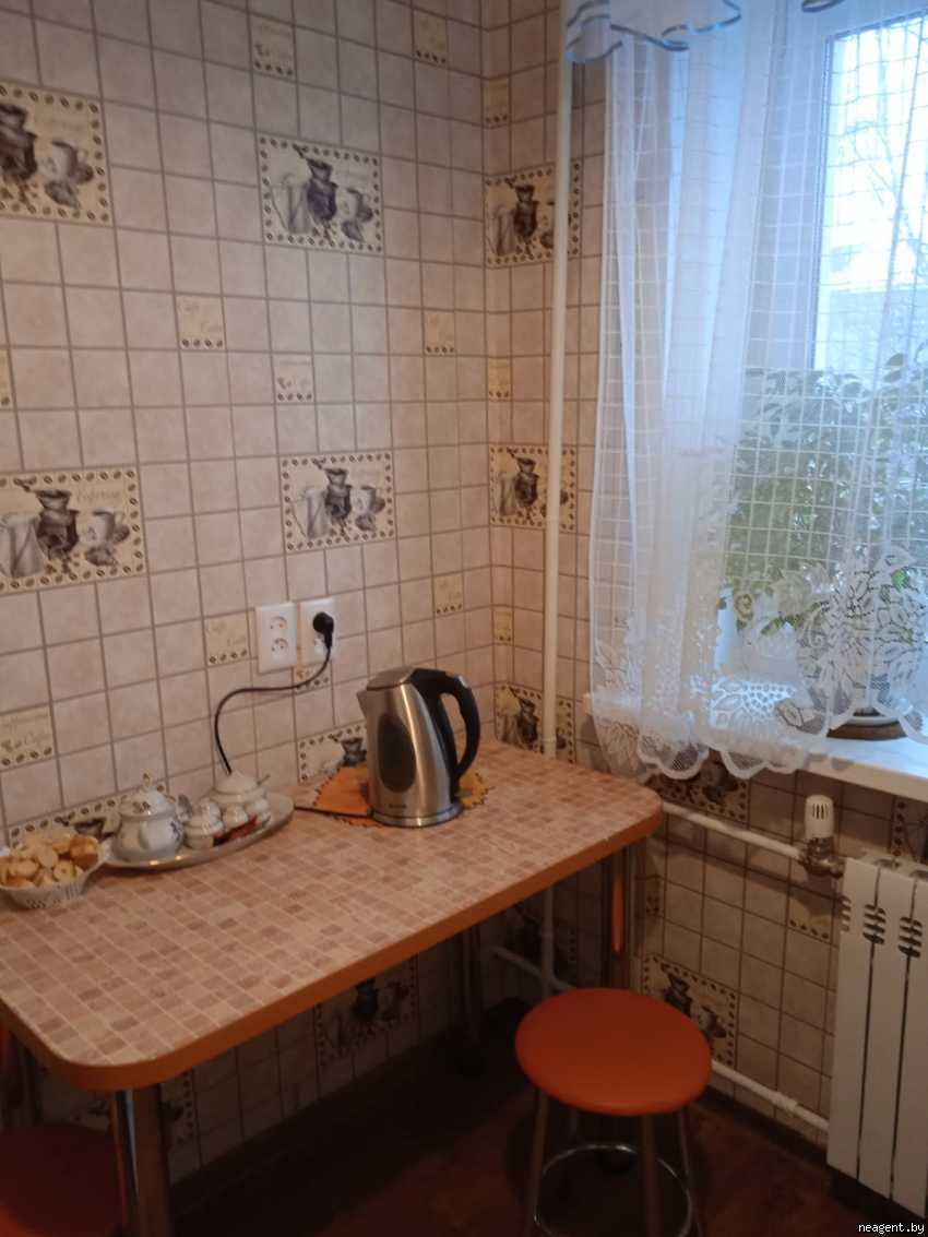 2-комнатная квартира, ул. Кнорина, 6, 594 рублей: фото 1
