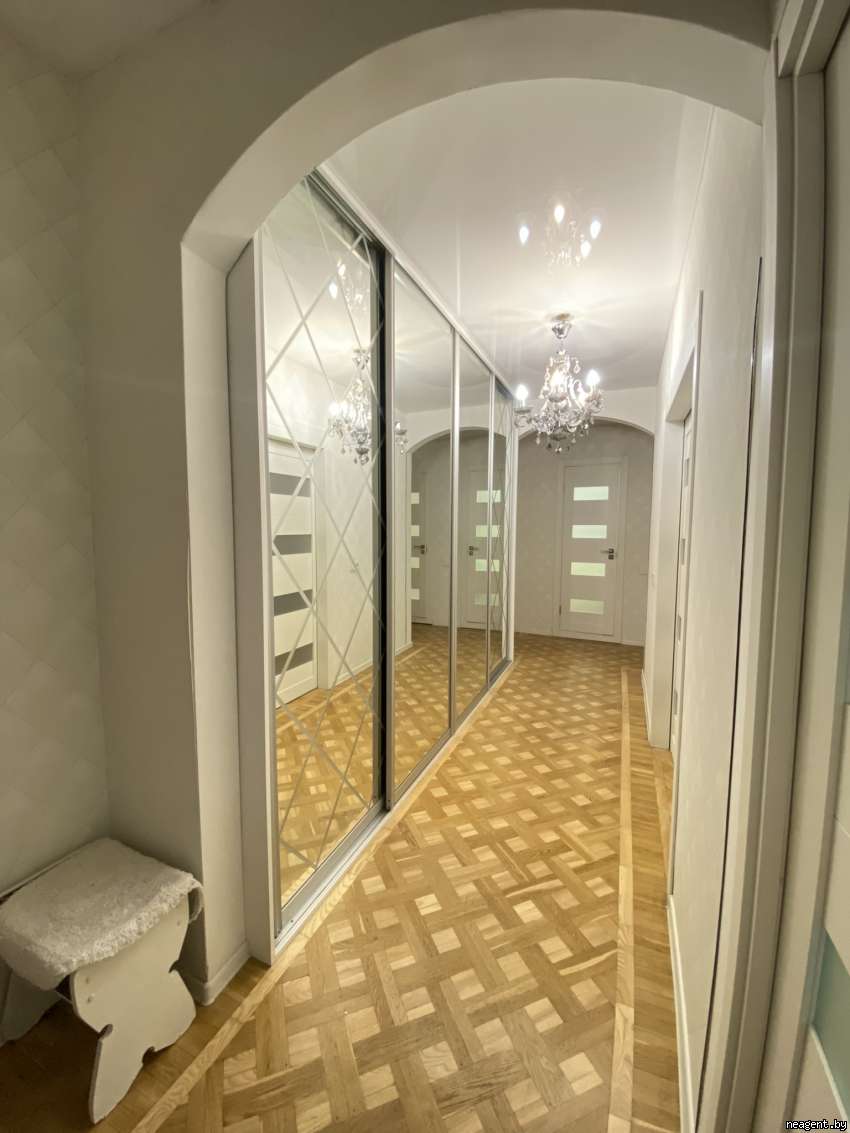 3-комнатная квартира, ул. Жуковского, 17, 1310 рублей: фото 4