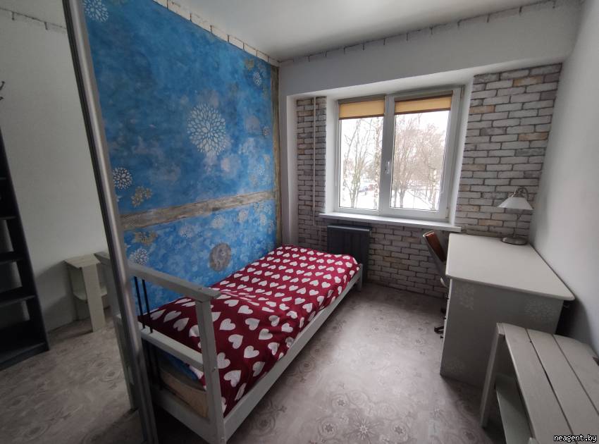 3-комнатная квартира, ул. Притыцкого, 20, 300 рублей: фото 4