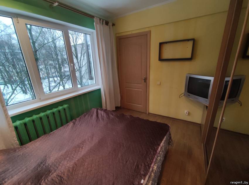 3-комнатная квартира, ул. Притыцкого, 20, 300 рублей: фото 8