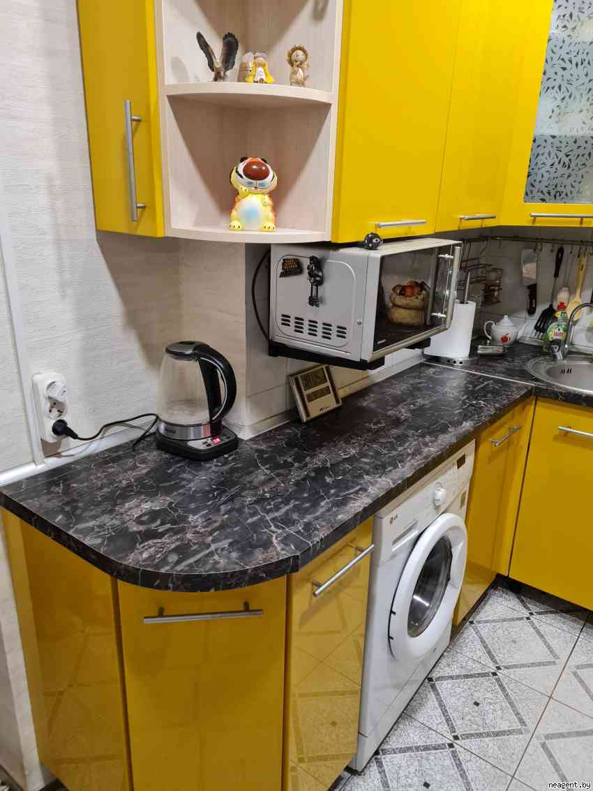 3-комнатная квартира, ул. Якуба Коласа, 52, 1350 рублей: фото 2