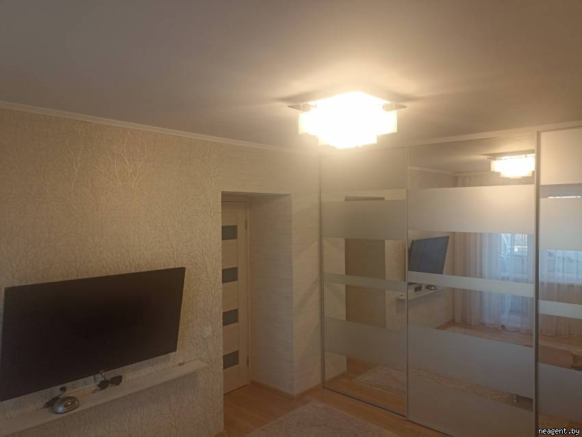 2-комнатная квартира, ул. Тикоцкого, 26, 156535 рублей: фото 1