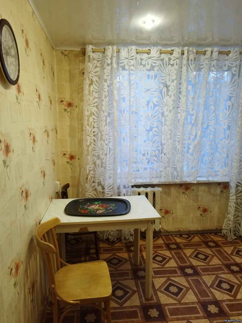 2-комнатная квартира, Уручская, 2, 728 рублей: фото 3