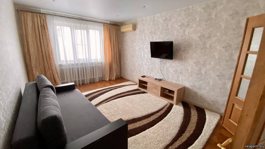 3-комнатная квартира, Урицкого, 90а, 59 рублей: фото 1