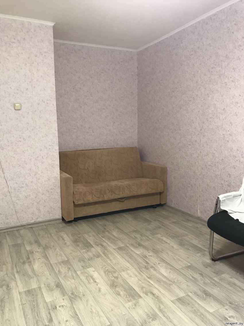 1-комнатная квартира, ул. Чайлытко, 4, 711 рублей: фото 1